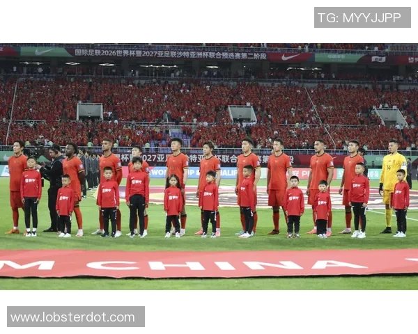 加纳与突尼斯激战正酣比赛结果揭晓引发热议